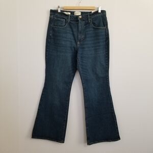 NWT Universal Thread Dark Wash High Rise Flare Jeans Size 14 Short
